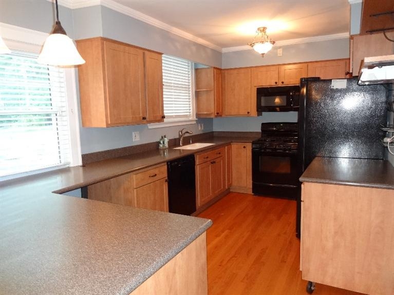 2235 Ridgewood Street Highland, IN 46322 - Photo 9 of 10 767x575