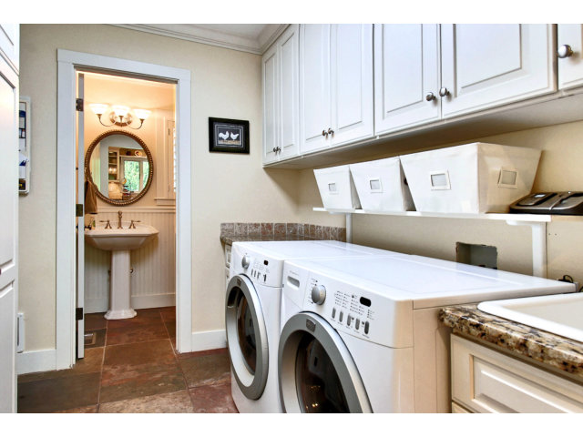 1020 Pleasant Valley Road Aptos, CA 95003 - Photo 17 of 25 a utility room with dryer and washer
