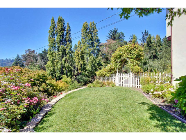 1020 Pleasant Valley Road Aptos, CA 95003 - Photo 18 of 25 a view of a garden with a flower