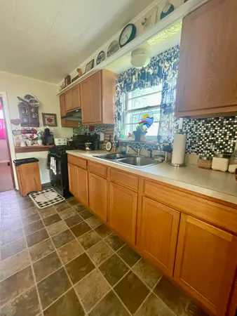 $239,900 | 404 West Court Street, Ludington, MI 49431