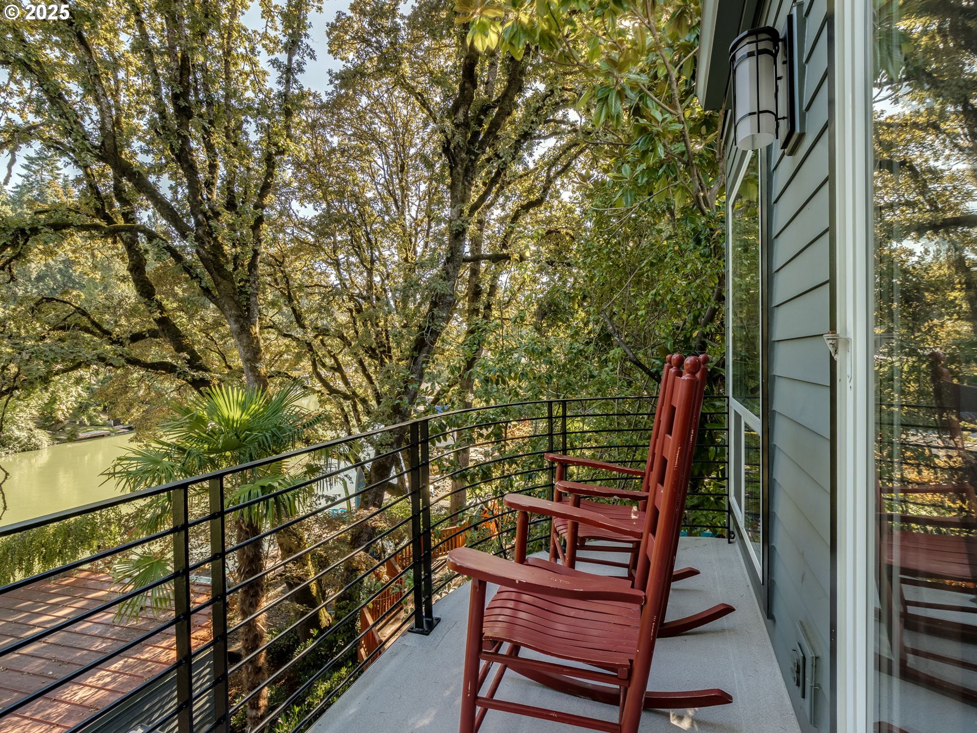 17210 Cedar Road Lake Oswego, OR 97034 - Photo 17 of 48 Gallery Image 17