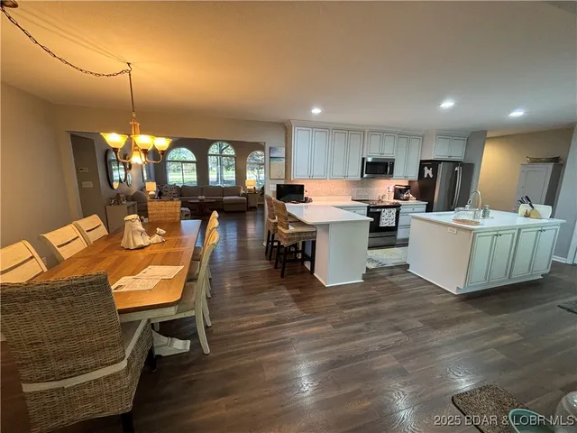 $397,500 | 368 Westwood Drive, Camdenton, MO 65020