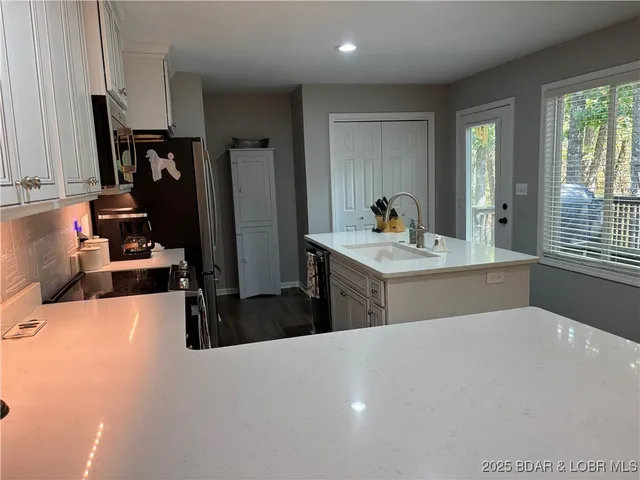 $397,500 | 368 Westwood Drive, Camdenton, MO 65020