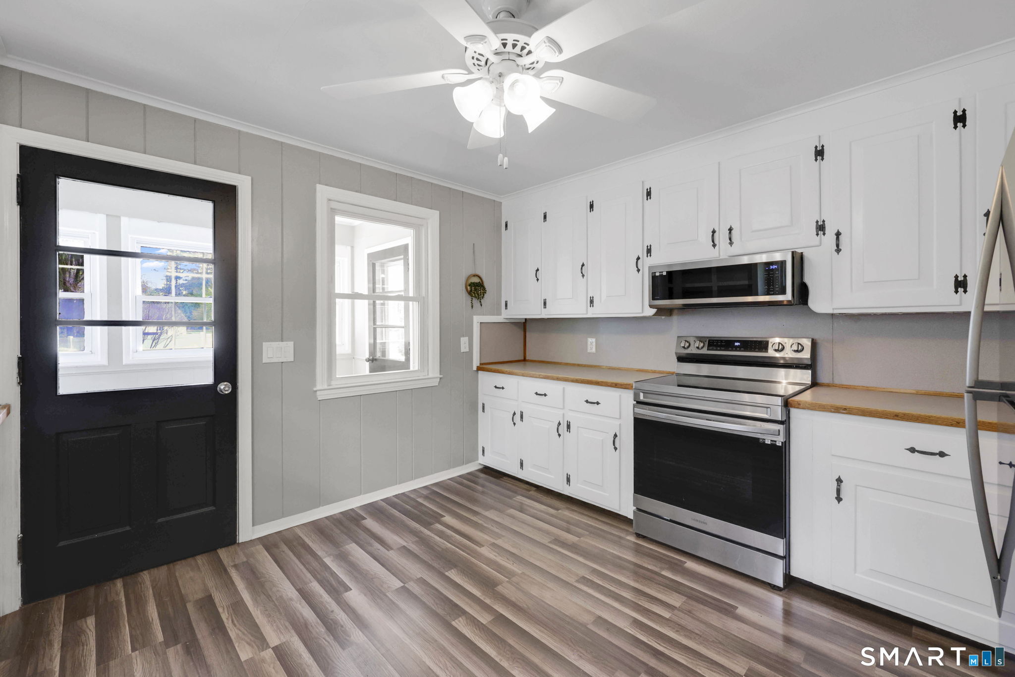 333 Troy Road South Windsor, CT 06074 - Photo 8 of 29