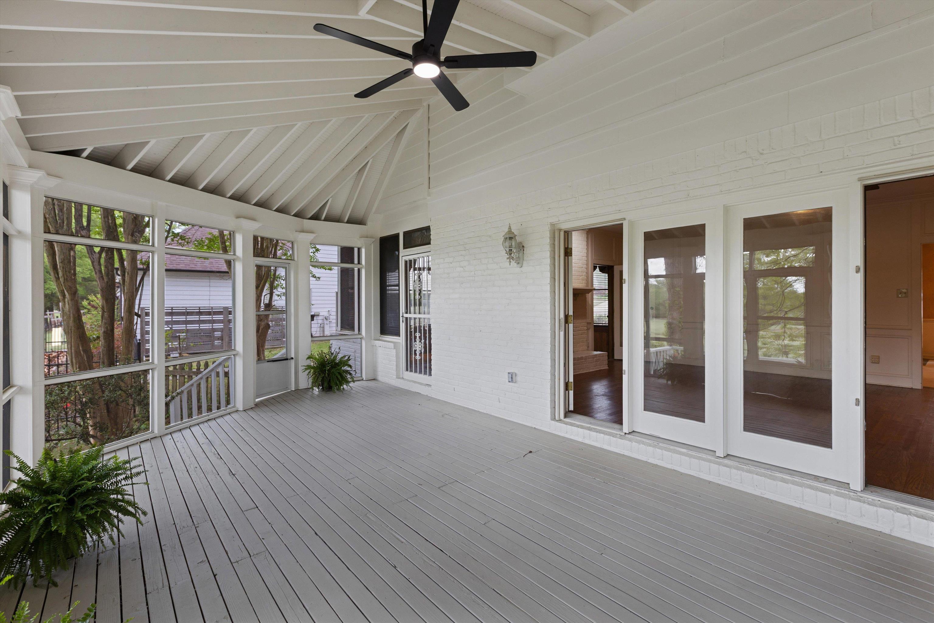 2783 West Levee Oaks Collierville, TN 38017 - Photo 9 of 40 a view of a livingroom with wooden floor