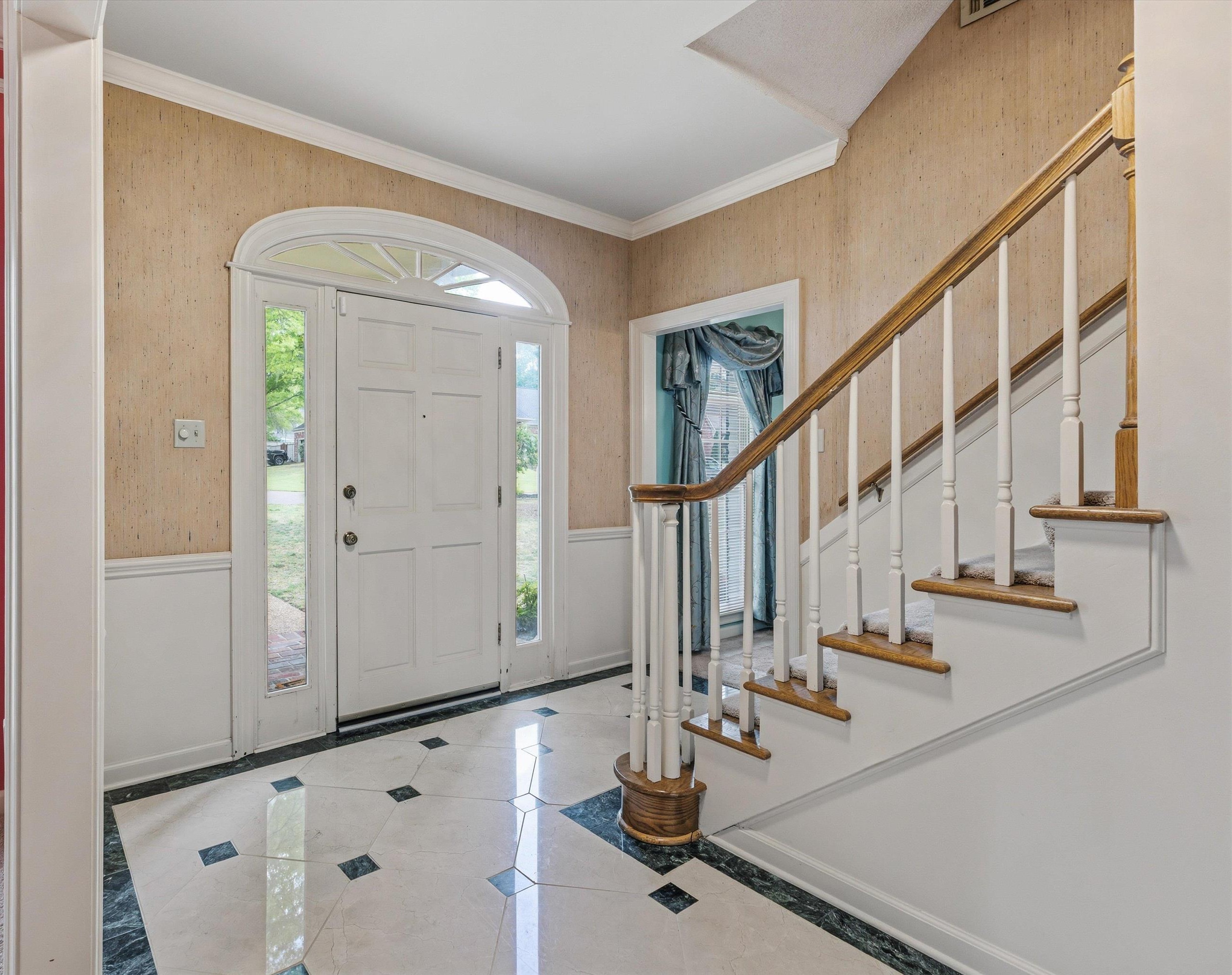 2783 West Levee Oaks Collierville, TN 38017 - Photo 10 of 40 a view of front door with hallway