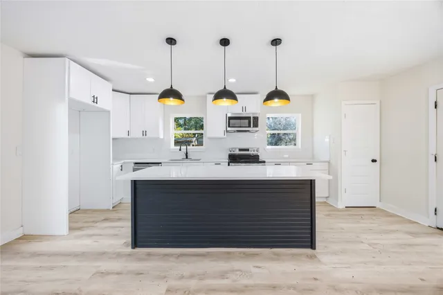 $589,900 | 18234 Atkinson Lane, Conroe, TX 77384