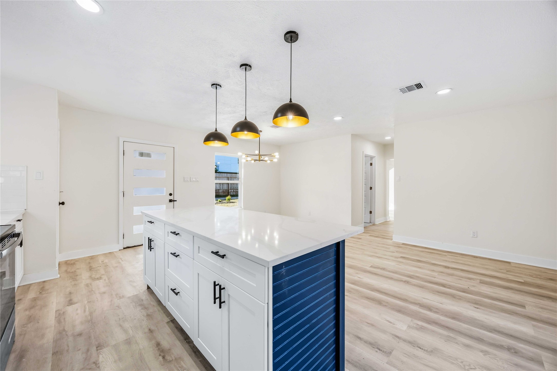 18234 Atkinson Lane Conroe, TX 77384 - Photo 16 of 39