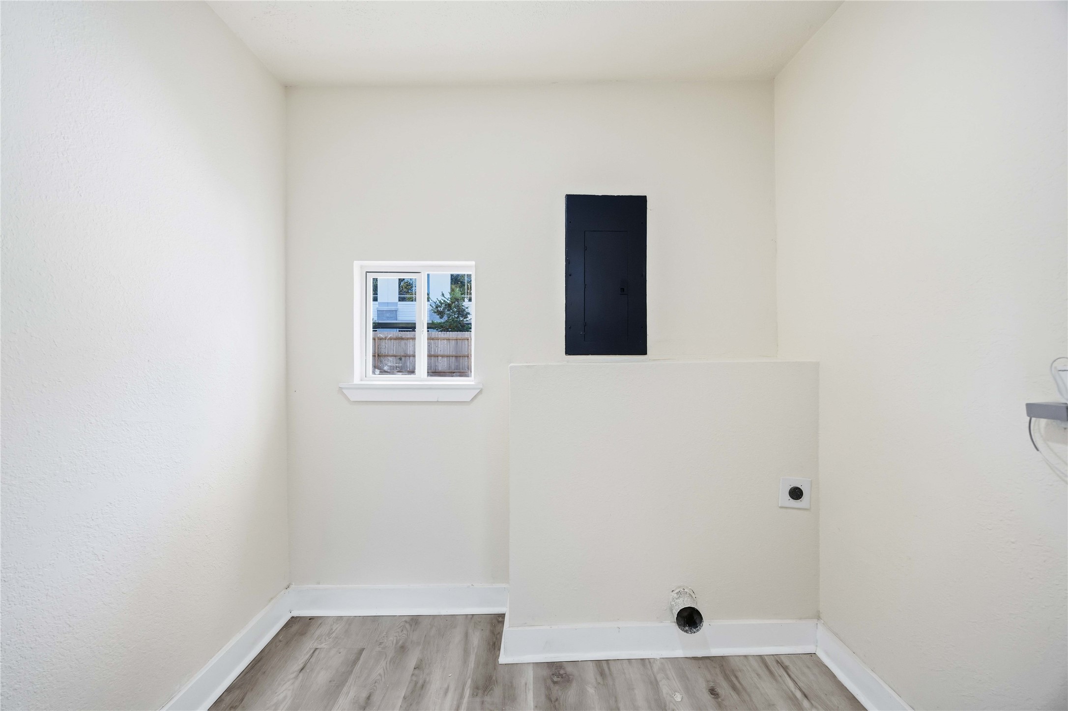 18234 Atkinson Lane Conroe, TX 77384 - Photo 17 of 39