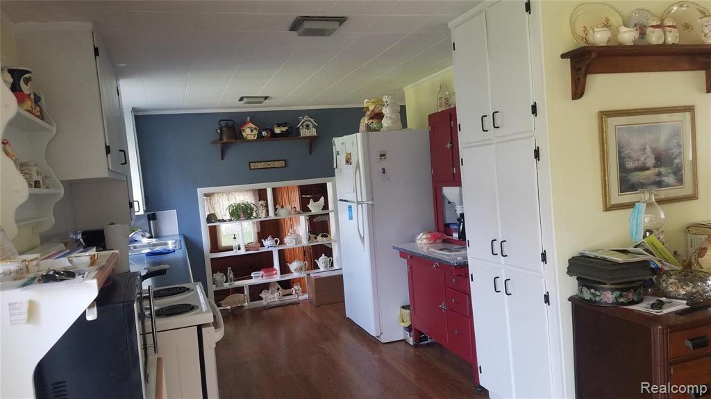 10486 West Mt Morris Road Flushing, MI 48433 - Photo 14 of 43