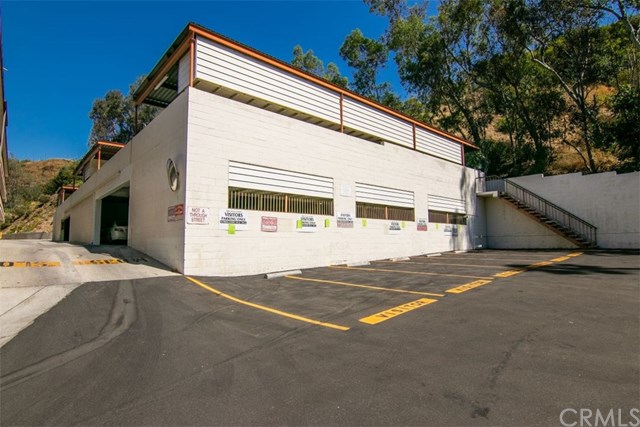 1935 Alpha Road, Unit 328 Glendale, CA 91208 - Photo 16 of 27