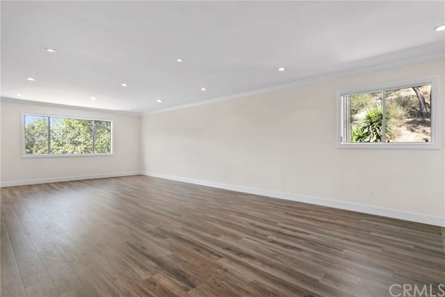 1935 Alpha Road, Unit 328 Glendale, CA 91208 - Photo 4 of 27