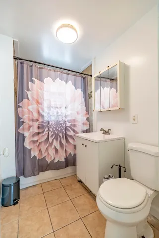 $164,999 | 2510 White Oak Avenue, Whiting, IN 46394