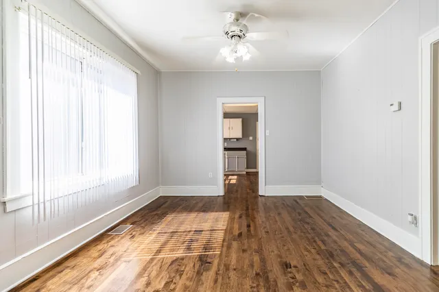 $164,999 | 2510 White Oak Avenue, Whiting, IN 46394