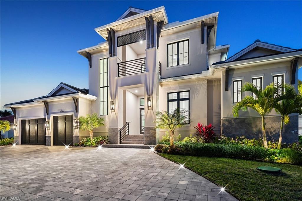 3540 Crayton Road Naples, FL 34103 - Photo 4 of 17