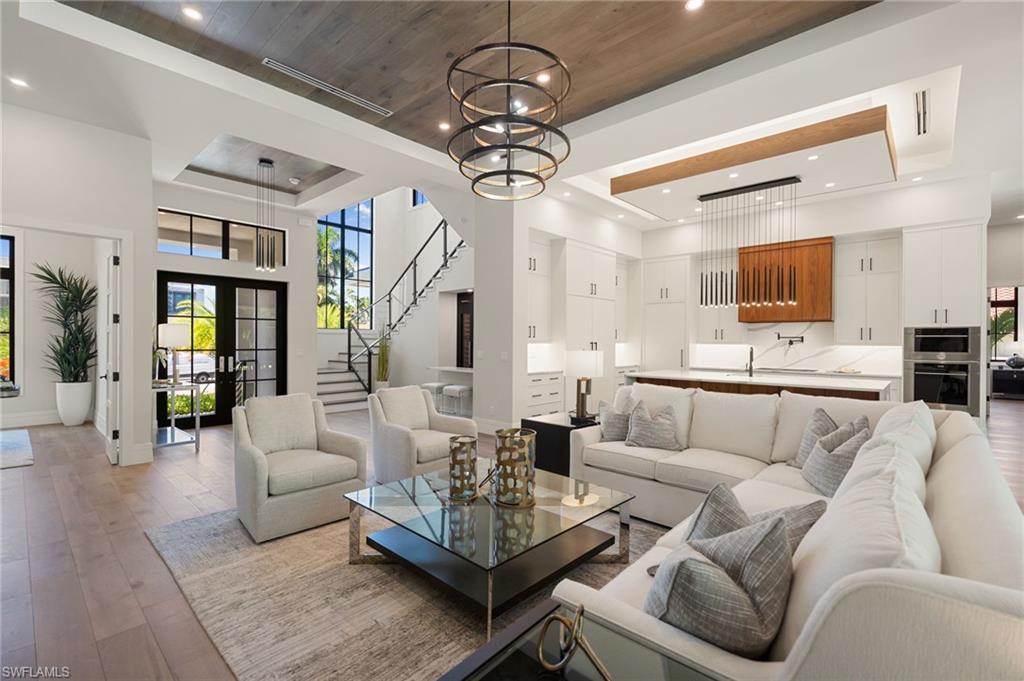 3540 Crayton Road Naples, FL 34103 - Photo 7 of 17