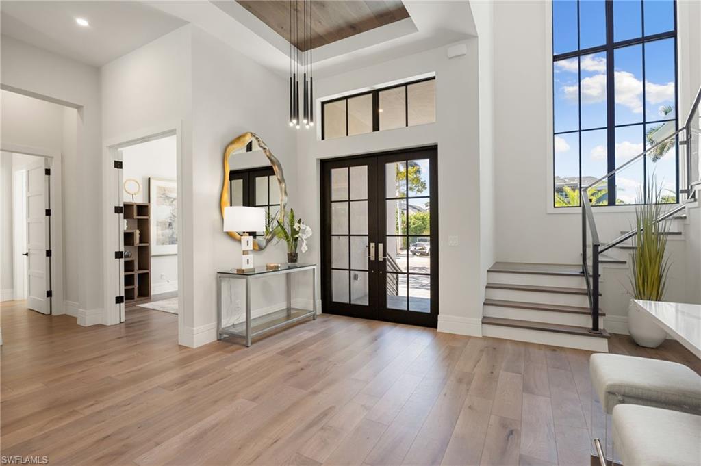 3540 Crayton Road Naples, FL 34103 - Photo 10 of 17