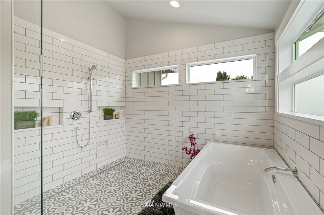 1430 236th Street Southeast Bothell, WA 98021 - Photo 21 of 38 a bathroom with a shower