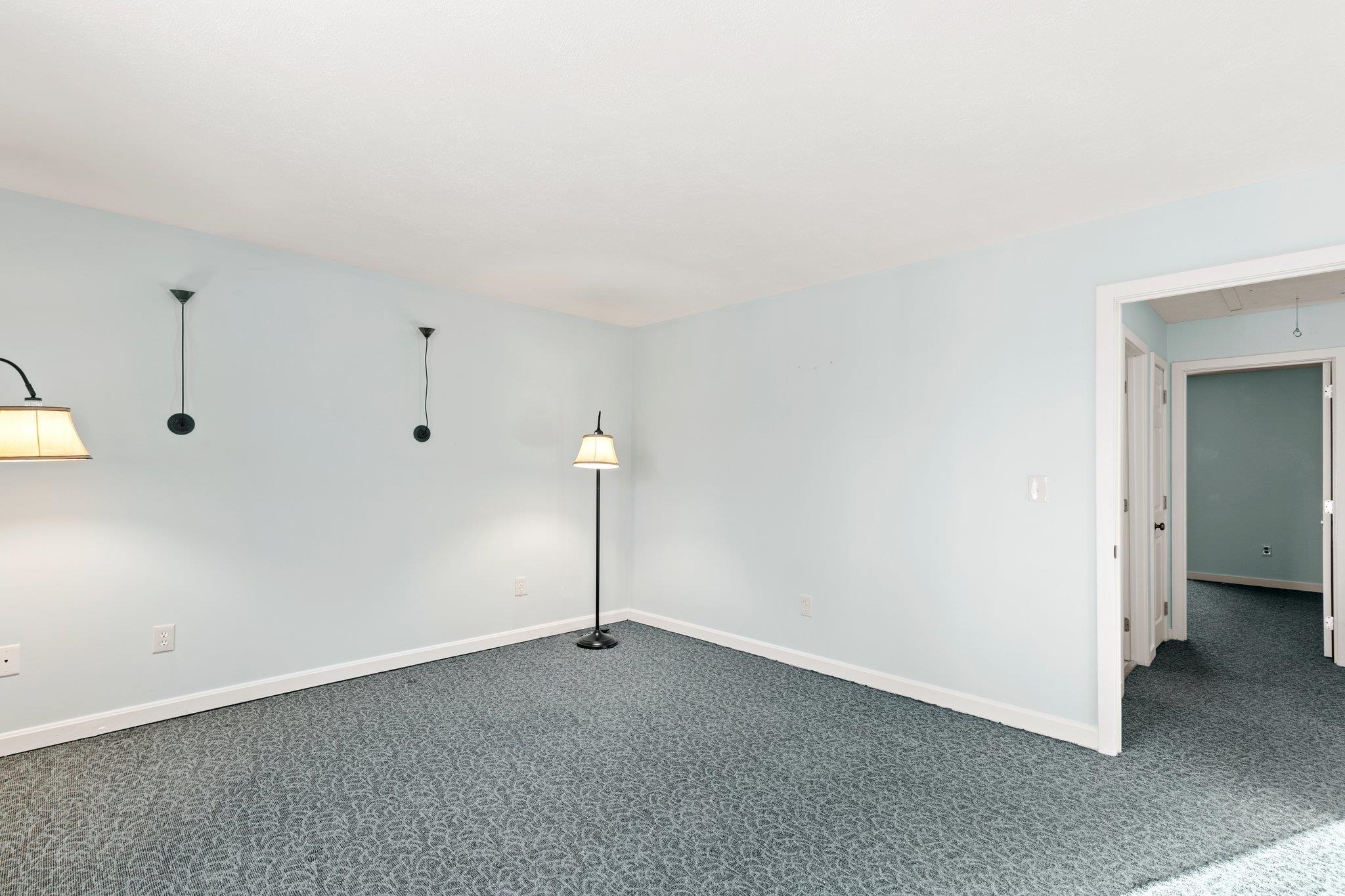 66 Thornhill Road, Unit 66 Stratham, NH 03885 - Photo 14 of 40