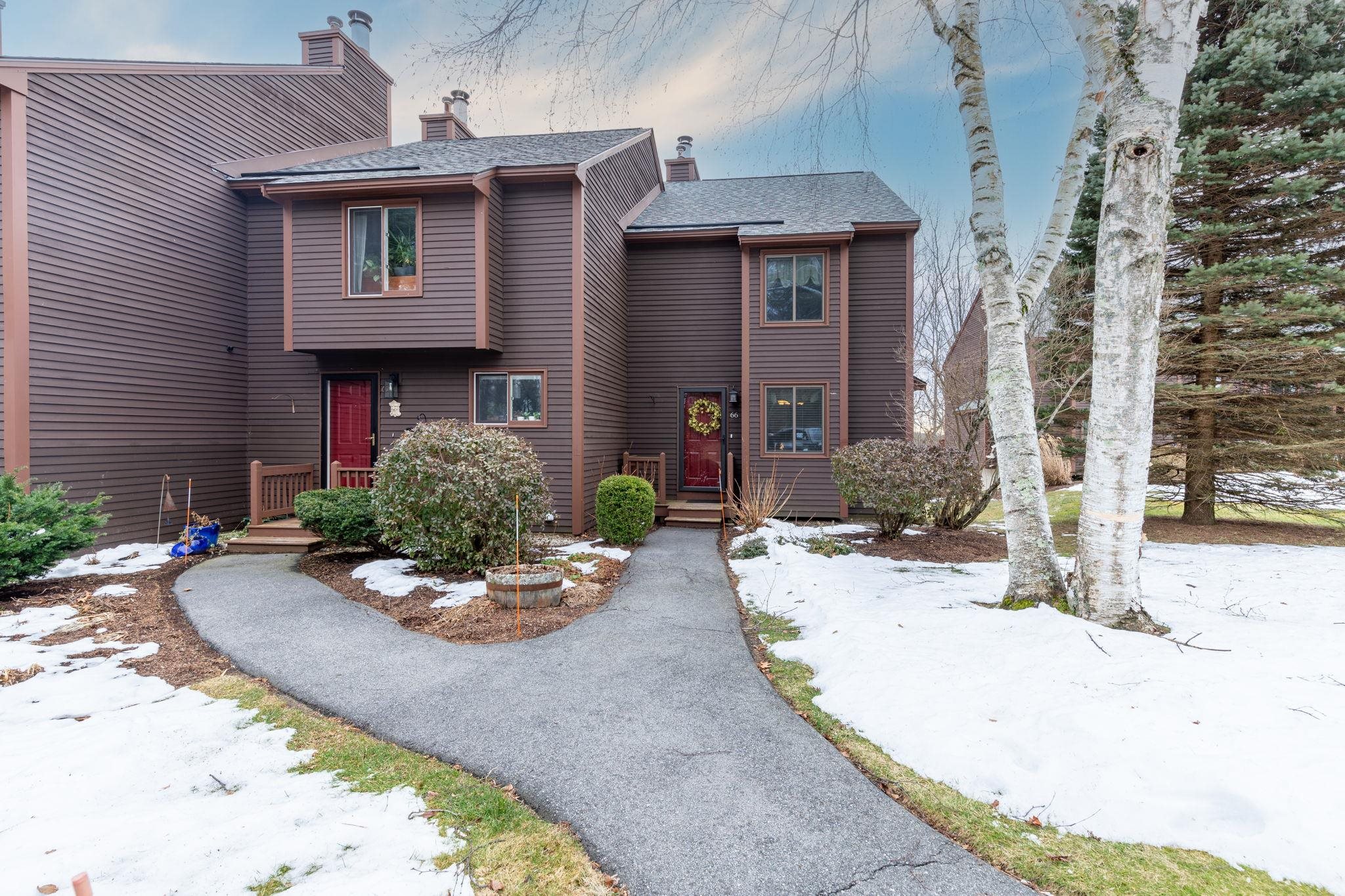 66 Thornhill Road, Unit 66 Stratham, NH 03885 - Photo 2 of 40