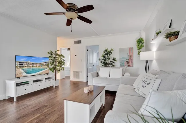 $399,999 | 745 Southeast 19th Avenue, Unit 134, Deerfield Beach, FL 33441