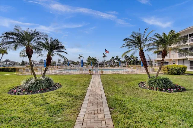 $399,999 | 745 Southeast 19th Avenue, Unit 134, Deerfield Beach, FL 33441