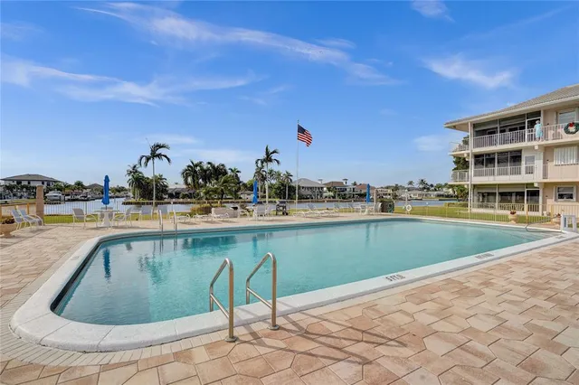 $399,999 | 745 Southeast 19th Avenue, Unit 134, Deerfield Beach, FL 33441