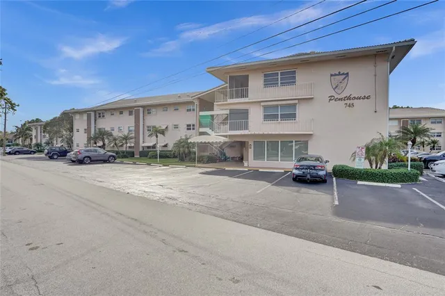 $399,999 | 745 Southeast 19th Avenue, Unit 134, Deerfield Beach, FL 33441