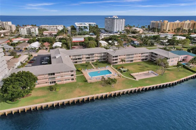 $399,999 | 745 Southeast 19th Avenue, Unit 134, Deerfield Beach, FL 33441