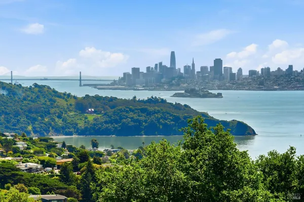 $2,995,000 | 107 Mt Tiburon Road, Tiburon, CA 94920