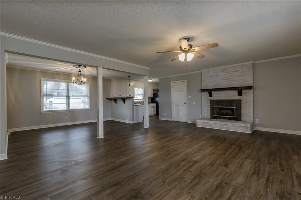 1543 Kirkpatrick Road Burlington, NC 27215 - Photo 4 of 21 Gallery Image 4