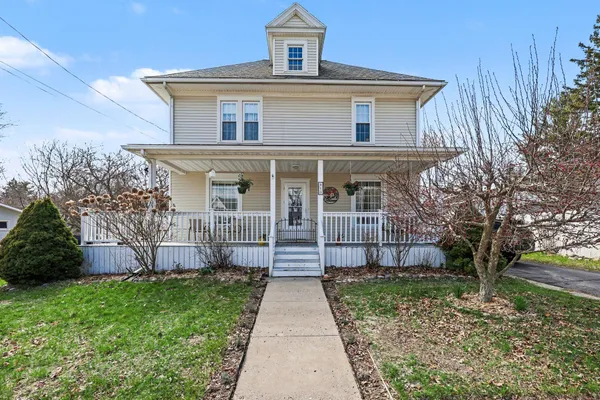 $265,000 | 410 South Center Street, Stockbridge, MI 49285