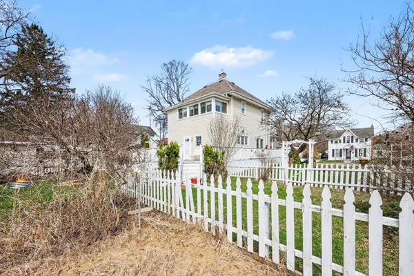 $265,000 | 410 South Center Street, Stockbridge, MI 49285