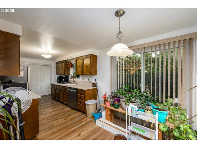 $370,900 | 125 Susan Street, Myrtle Creek, OR 97457