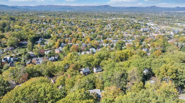 $579,950 | 2644 Robin Hood Road Southeast, Roanoke, VA 24014