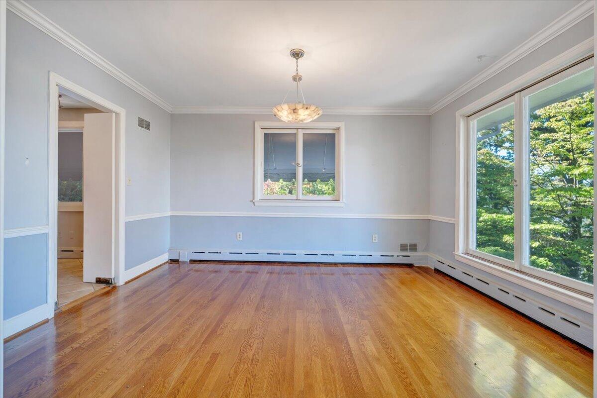 2644 Robin Hood Road Southeast Roanoke, VA 24014 - Photo 12 of 113 012-MIB03343