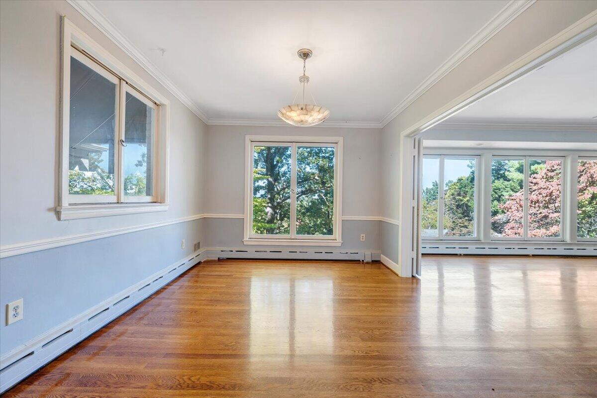 2644 Robin Hood Road Southeast Roanoke, VA 24014 - Photo 15 of 113 015-MIB03352