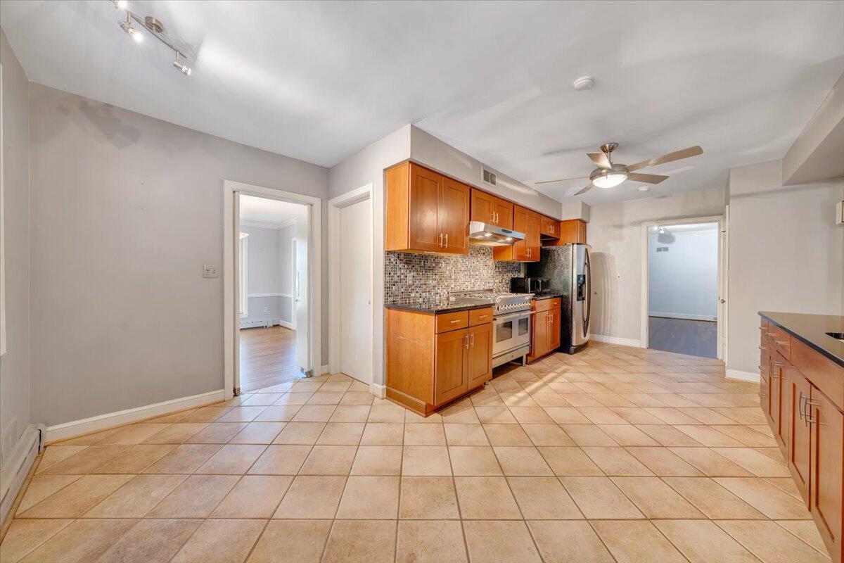 2644 Robin Hood Road Southeast Roanoke, VA 24014 - Photo 16 of 113 016-MIB03355