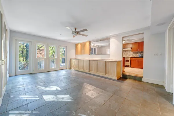$549,900 | 2644 Robin Hood Road Southeast, Roanoke, VA 24014