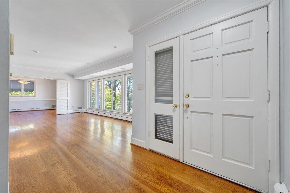 2644 Robin Hood Road Southeast Roanoke, VA 24014 - Photo 3 of 113 003-MIB03313