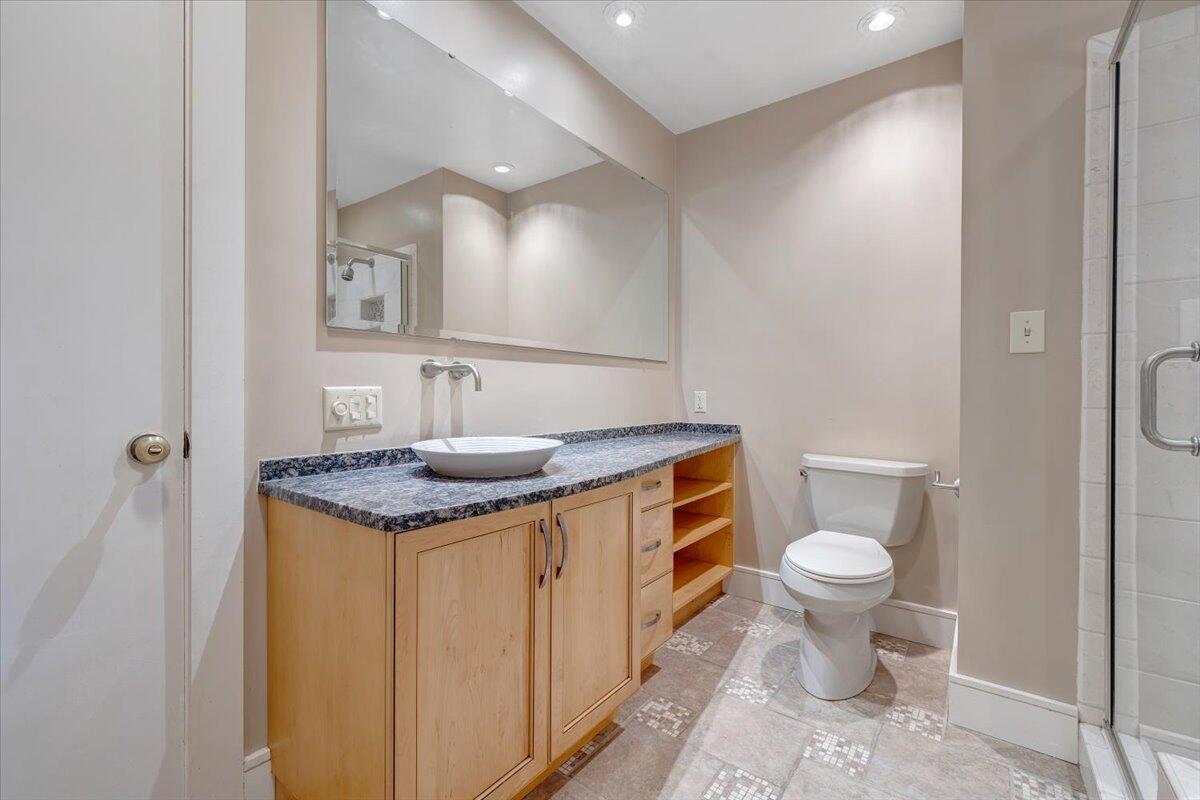 2644 Robin Hood Road Southeast Roanoke, VA 24014 - Photo 40 of 113 040-MIB03439