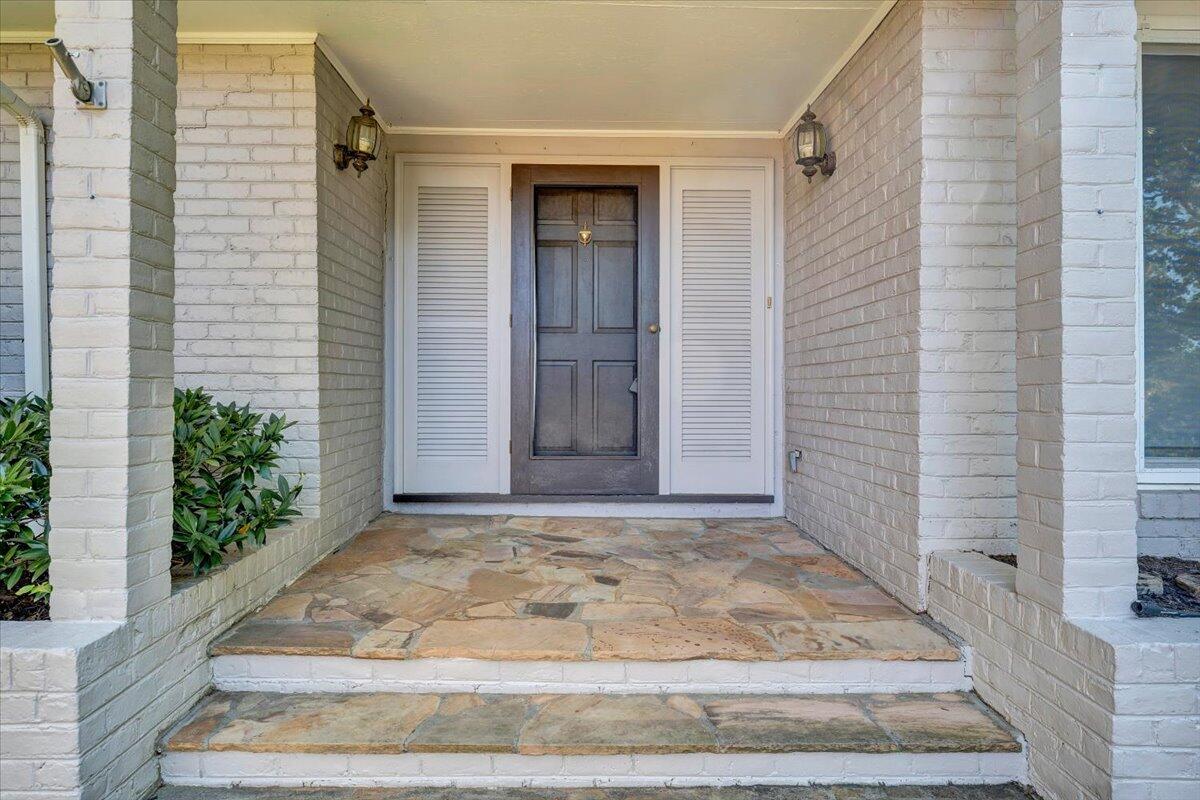 2644 Robin Hood Road Southeast Roanoke, VA 24014 - Photo 67 of 113 067-MIB03529