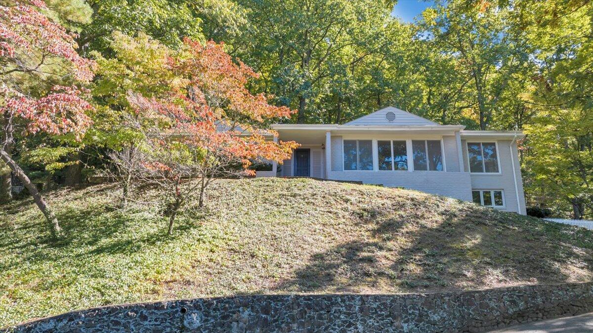 2644 Robin Hood Road Southeast Roanoke, VA 24014 - Photo 77 of 113 077-DJI_20251016014548_0015_D