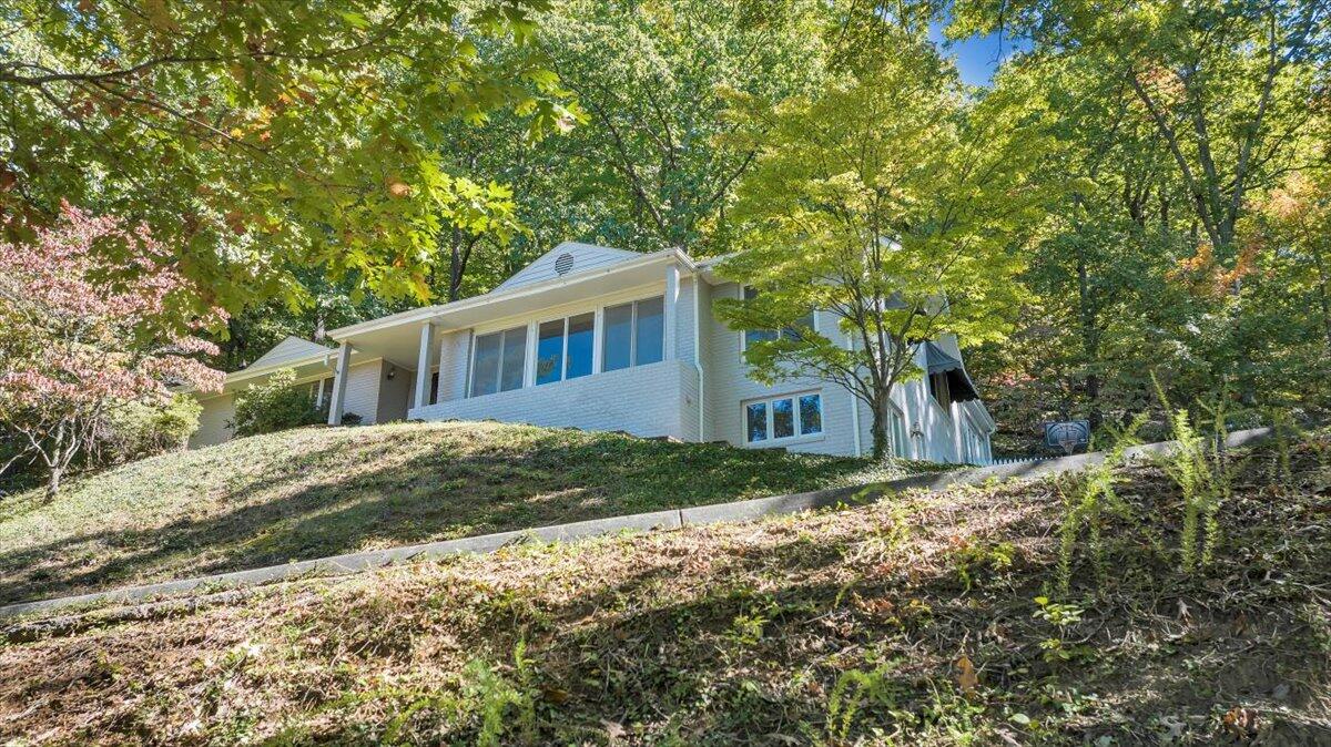 2644 Robin Hood Road Southeast Roanoke, VA 24014 - Photo 86 of 113 086-DJI_20251016014907_0027_D