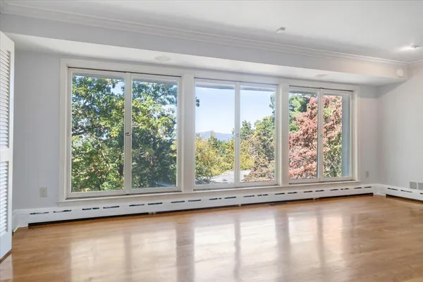 $549,900 | 2644 Robin Hood Road Southeast, Roanoke, VA 24014