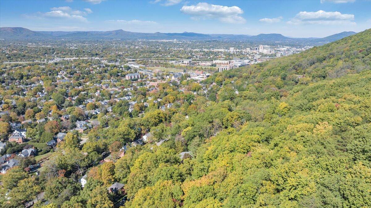 2644 Robin Hood Road Southeast Roanoke, VA 24014 - Photo 100 of 113 100-DJI_20251016015358_0043_D