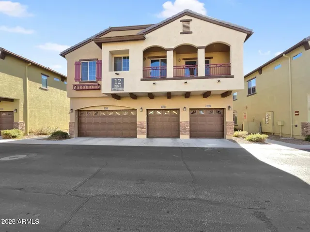 $359,000 | 2725 East Mine Creek Road, Unit 2022, Phoenix, AZ 85024