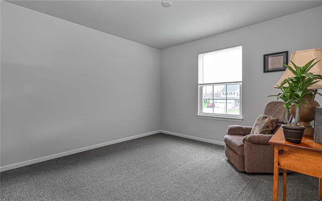 3036 Eagle Ridge Drive Valencia, PA 16059 - Photo 17 of 34