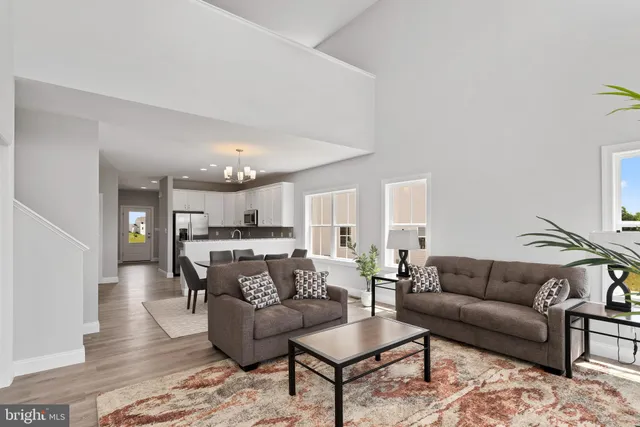 $454,900 | 670 Brittany Drive, Mechanicsburg, PA 17055