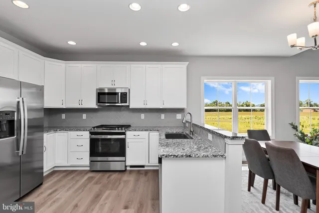 $454,900 | 670 Brittany Drive, Mechanicsburg, PA 17055